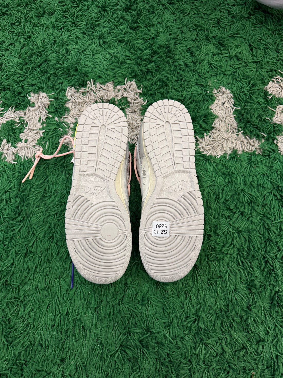 Nike Dunk Low Off White Lot 24 (Tried On)
