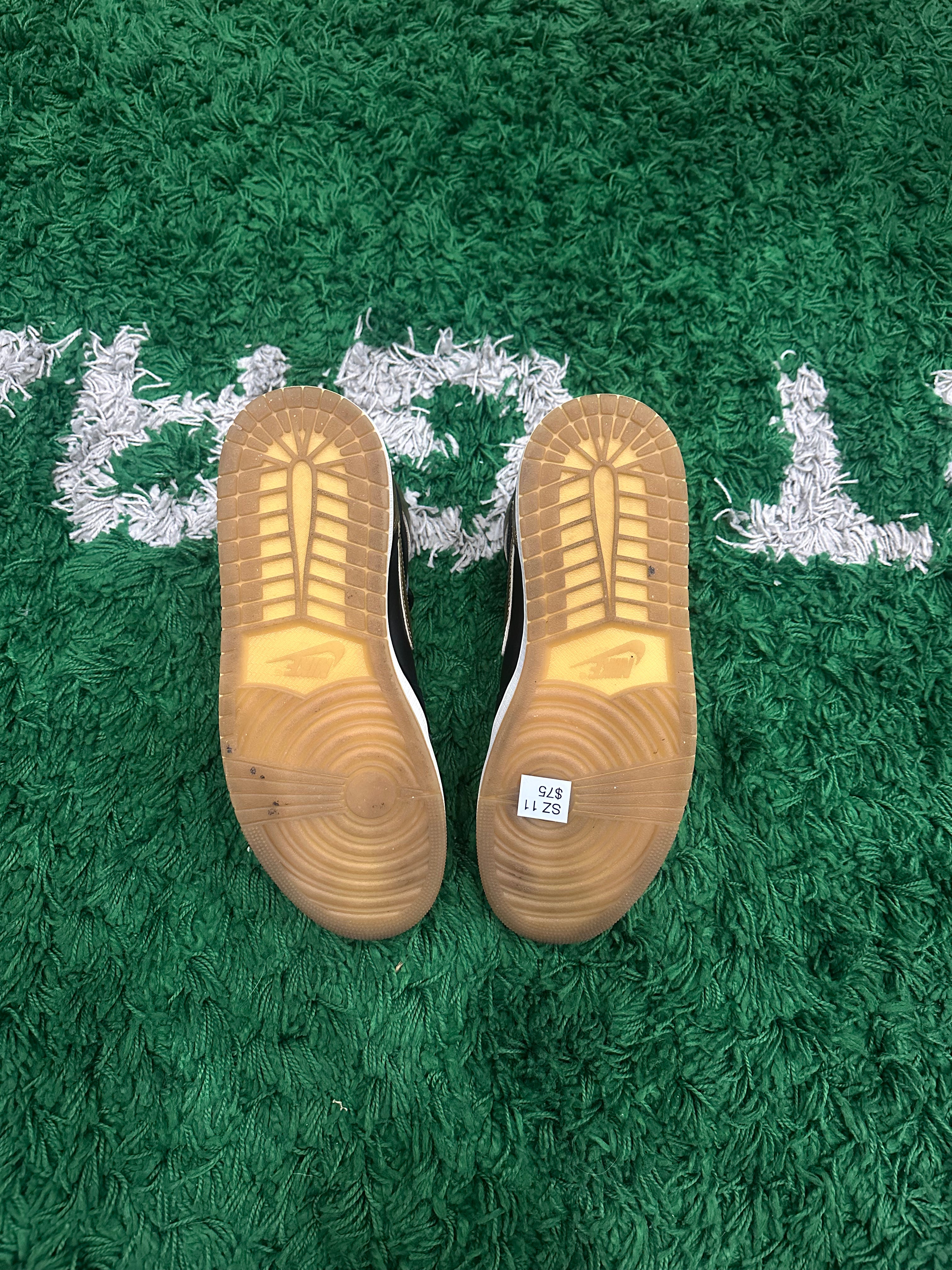 Jordan 1 Metallic Gold (VNDS)