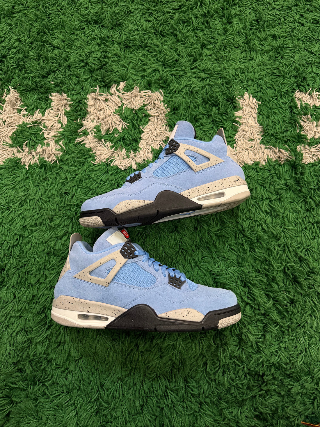Jordan 4 University Blue (VNDS)
