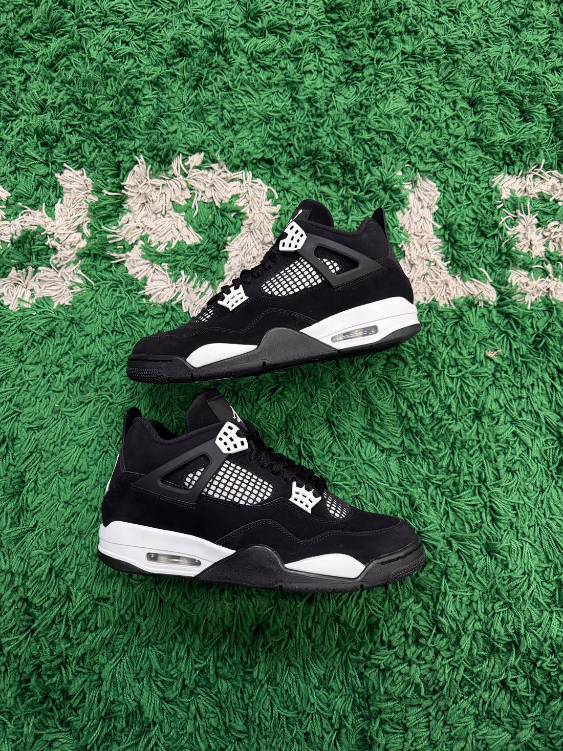 Jordan 4 White Thunder (VNDS)