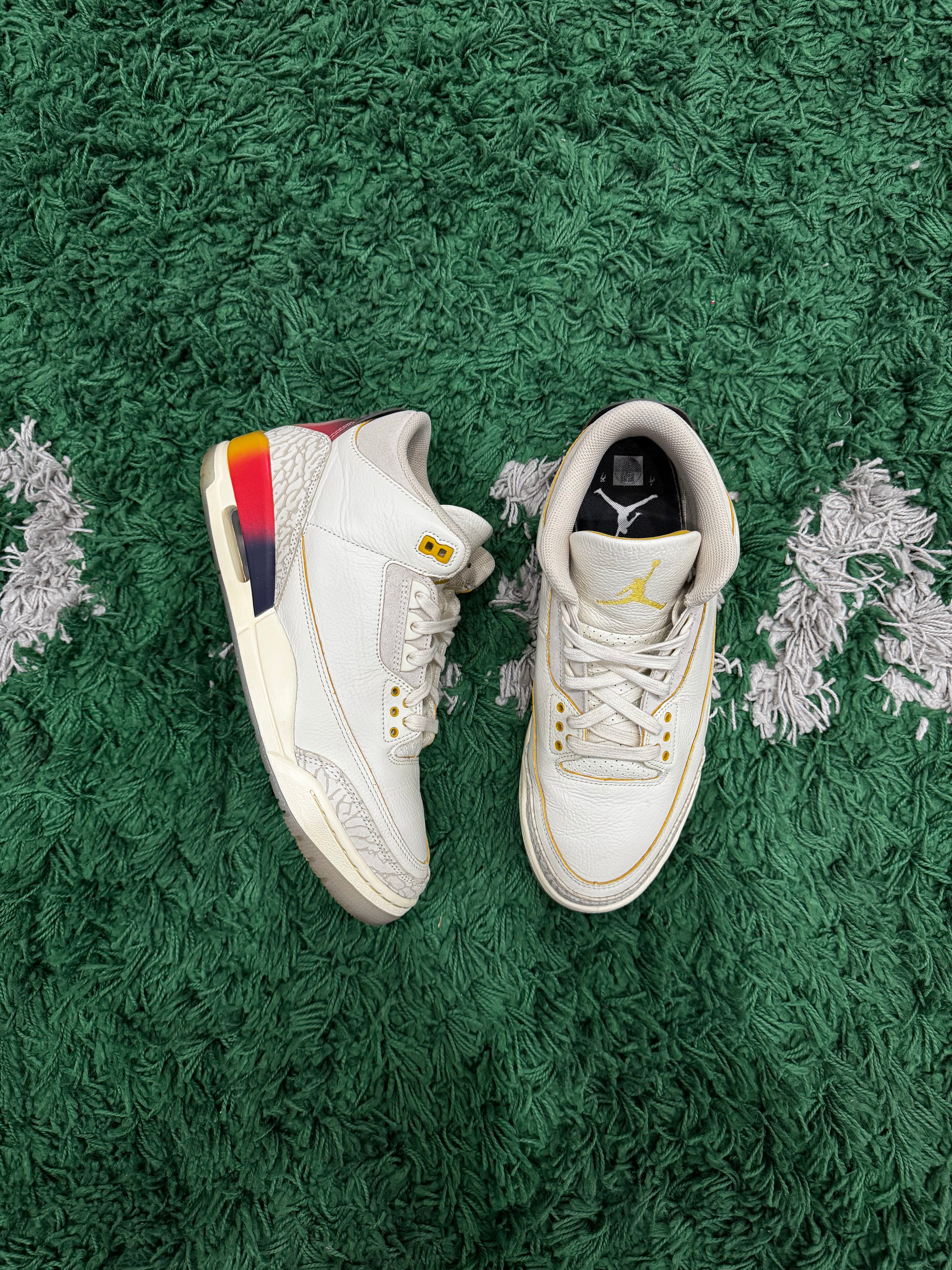 Jordan 3 J Balvin Medellin Sunset (VNDS)