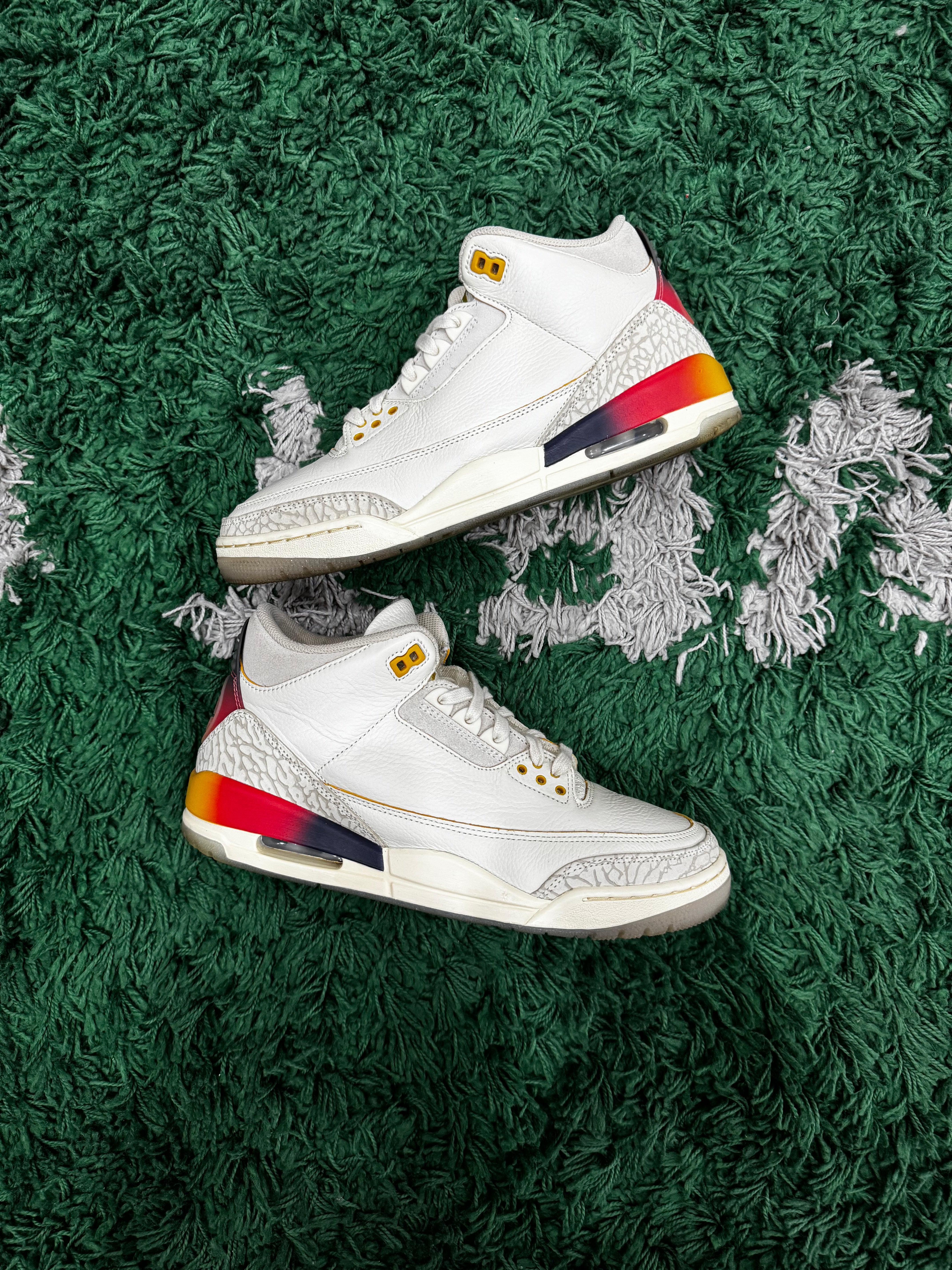 Jordan 3 J Balvin Medellin Sunset (VNDS)