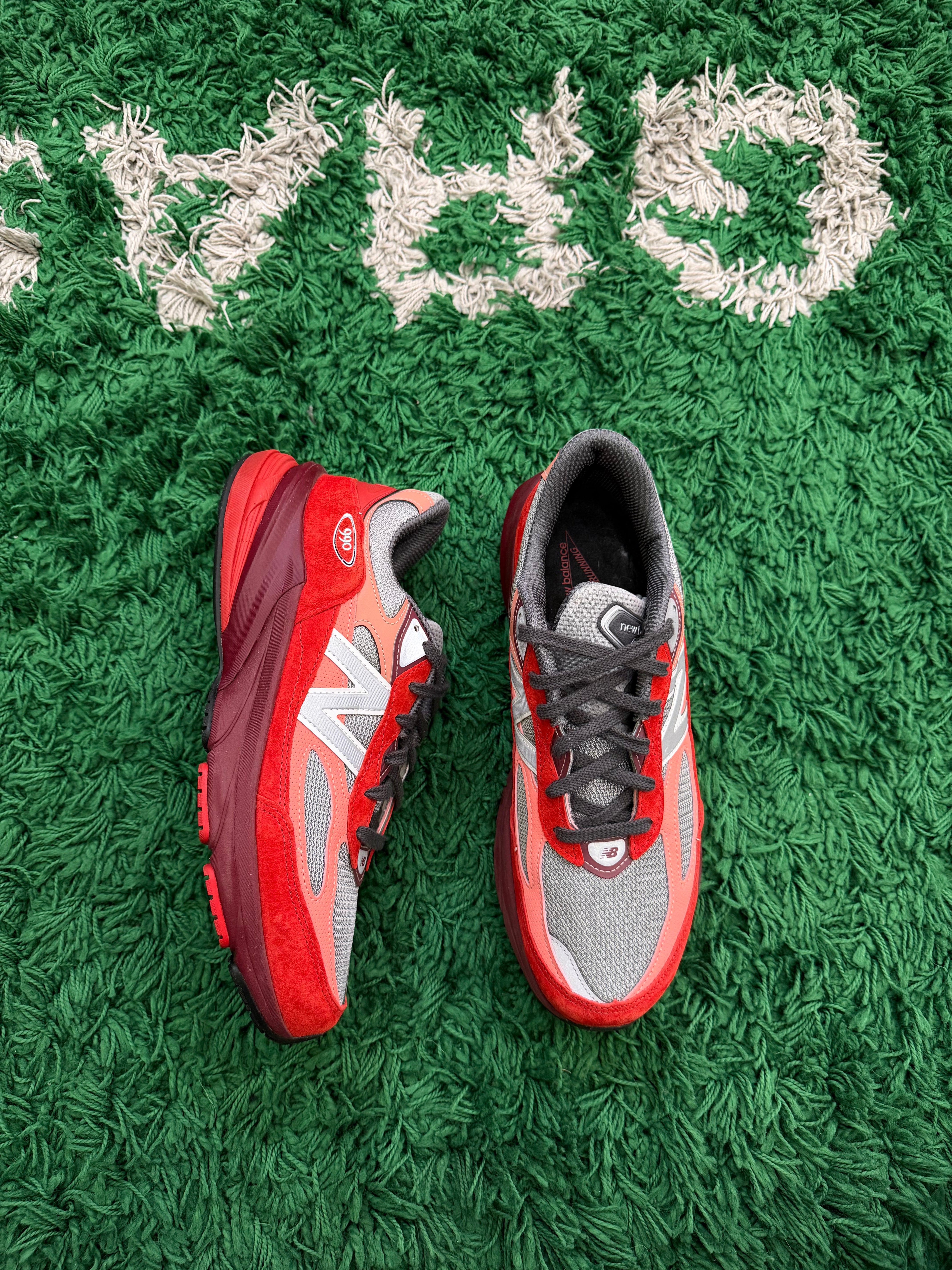 New Balance 990v6 Community Red (VNDS)