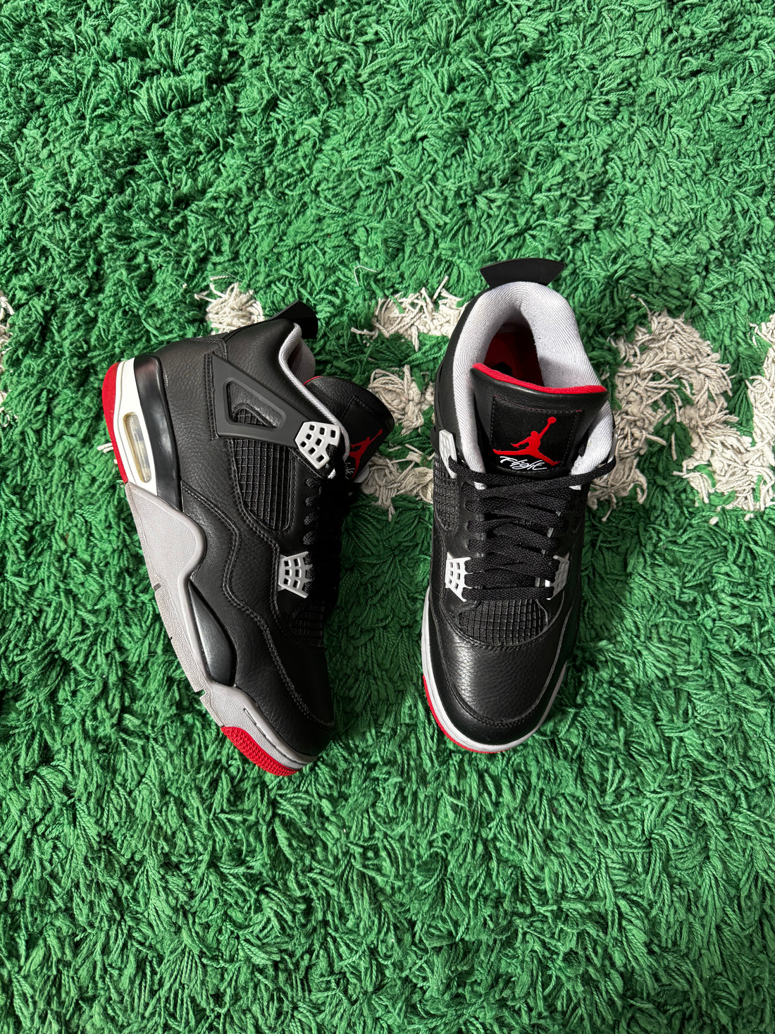 Jordan 4 Bred Reimagined (VNDS)