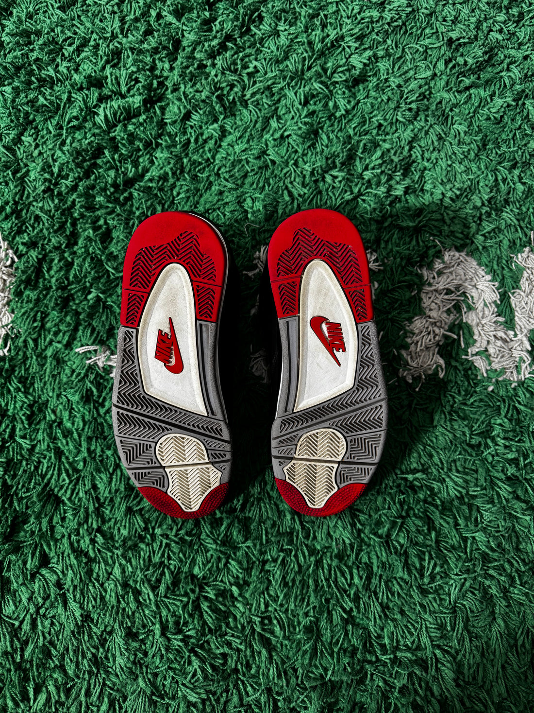 Jordan 4 Bred Reimagined (VNDS)