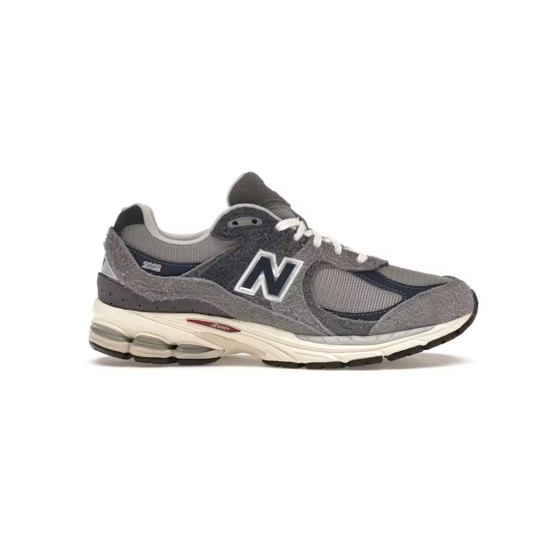 New Balance 2002R Navy Castlerock