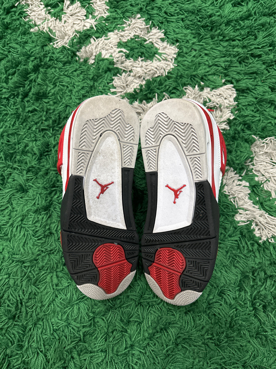 Jordan 4 Red Cement (Preowned)
